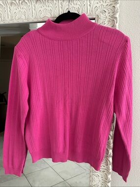 Preswick & Moore Vintage Ribbed Mock Neck Sweater in Pink